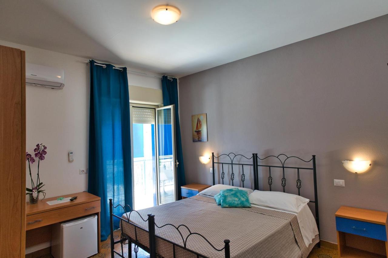 La Ruota Otel Oliveri Dış mekan fotoğraf